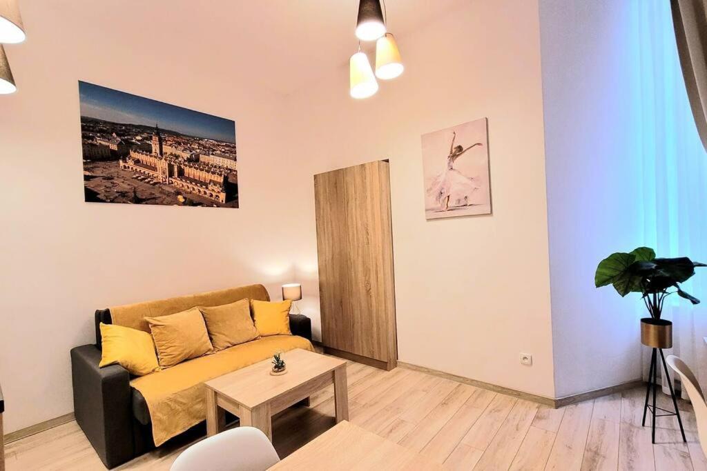Golden Apartment Bosacka Krakow Old Town 2 Rooms Екстериор снимка