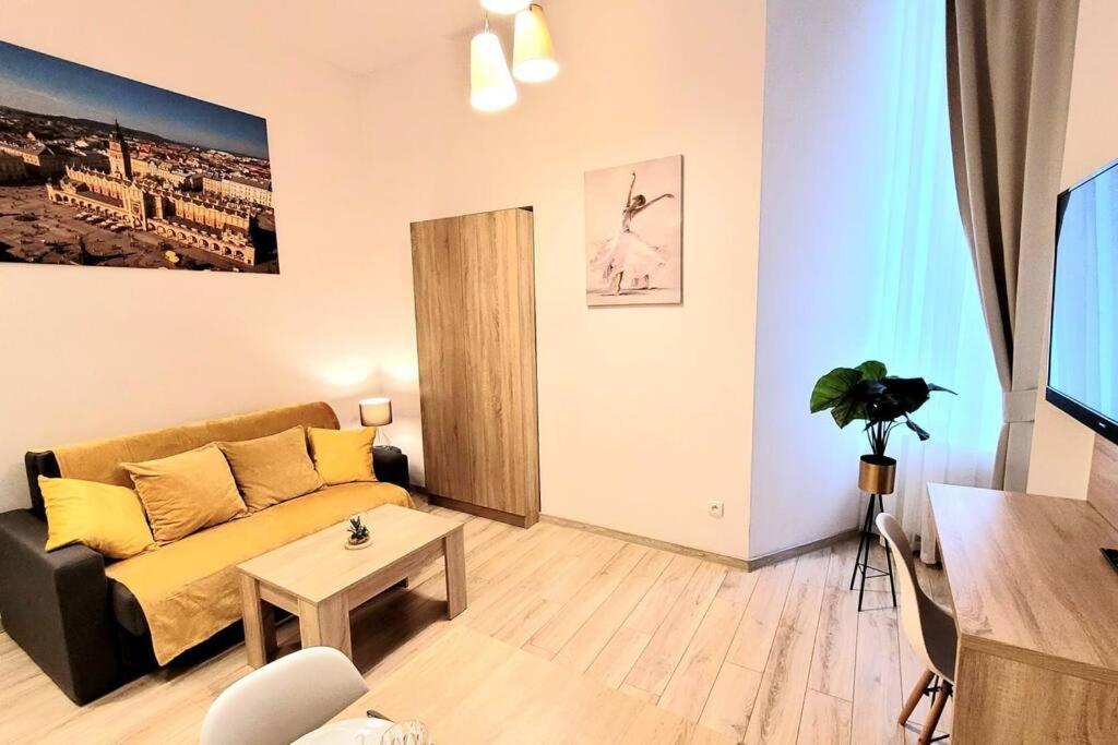Golden Apartment Bosacka Krakow Old Town 2 Rooms Екстериор снимка